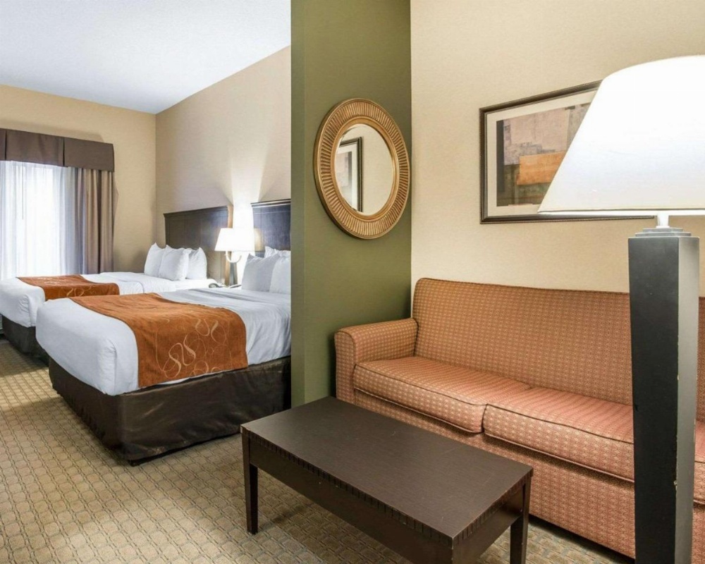University Inn Vestal Image 34